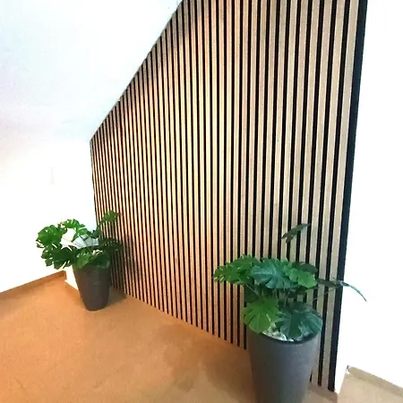 Larios Apartament *